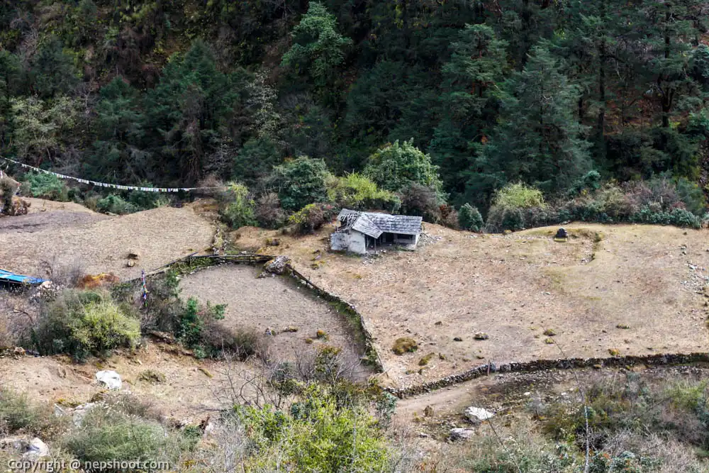 Lumnang school, damaged due to earthquake