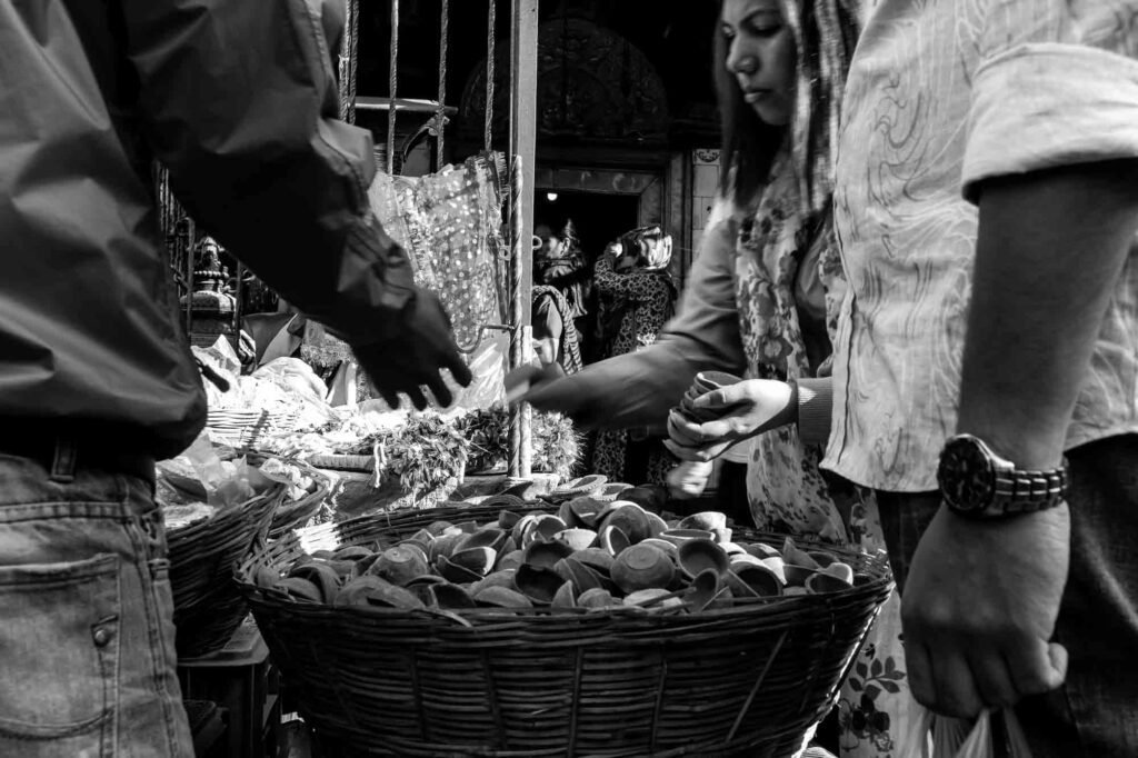 Clay pot in the basket.